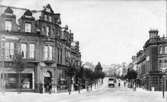Junction-of-London-Road-and-Tower-Road.-1900